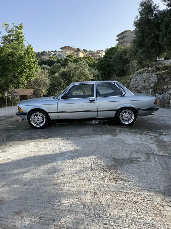 BMW 320 2p, foto 5