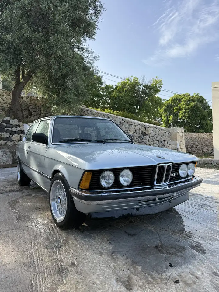 BMW 320 2p, foto 3