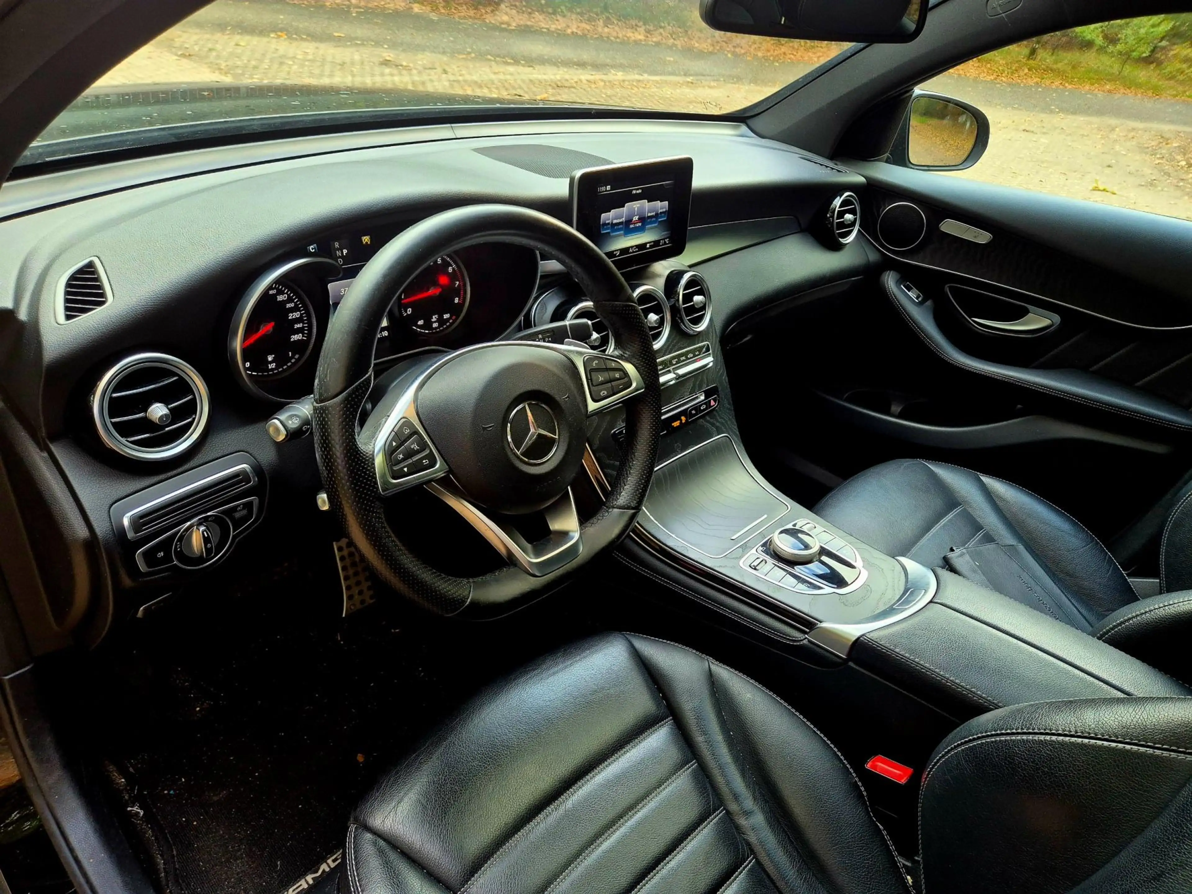 Mercedes-Benz GLC 250 Coupé 4MATIC Edition 1 AMG . Leder . Schuifdak — photo 14