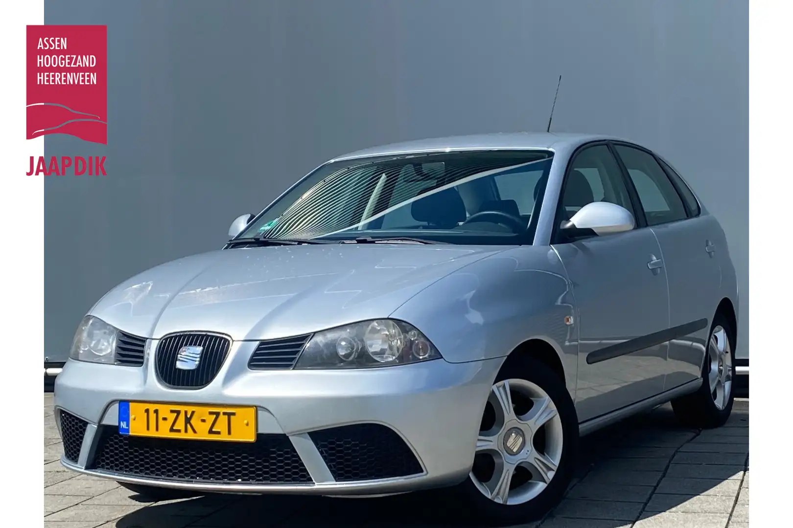 SEAT Ibiza BWJ 2008 \1.4-16V 86PK Trendstyle | AIRCO | TREKHA Grijs - 1