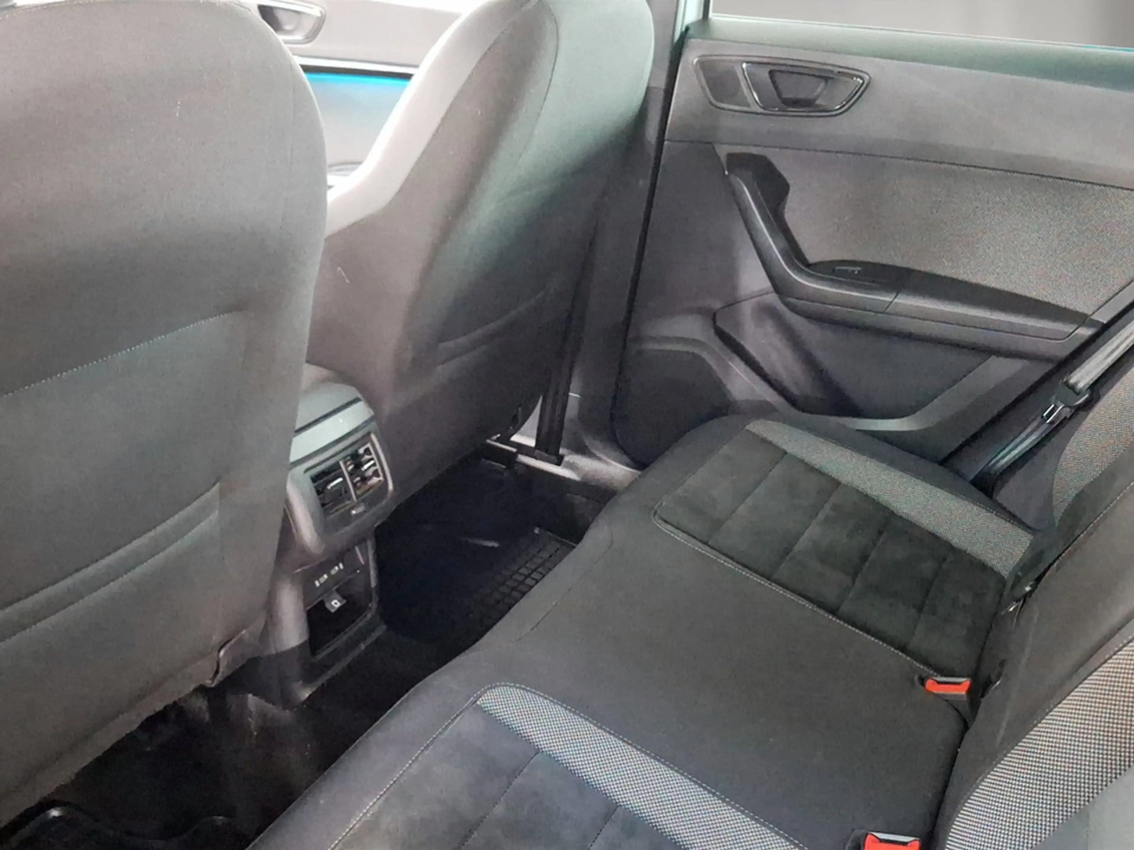 SEAT Ateca Xcellence 1.5 TSI ACT DSG — photo 11