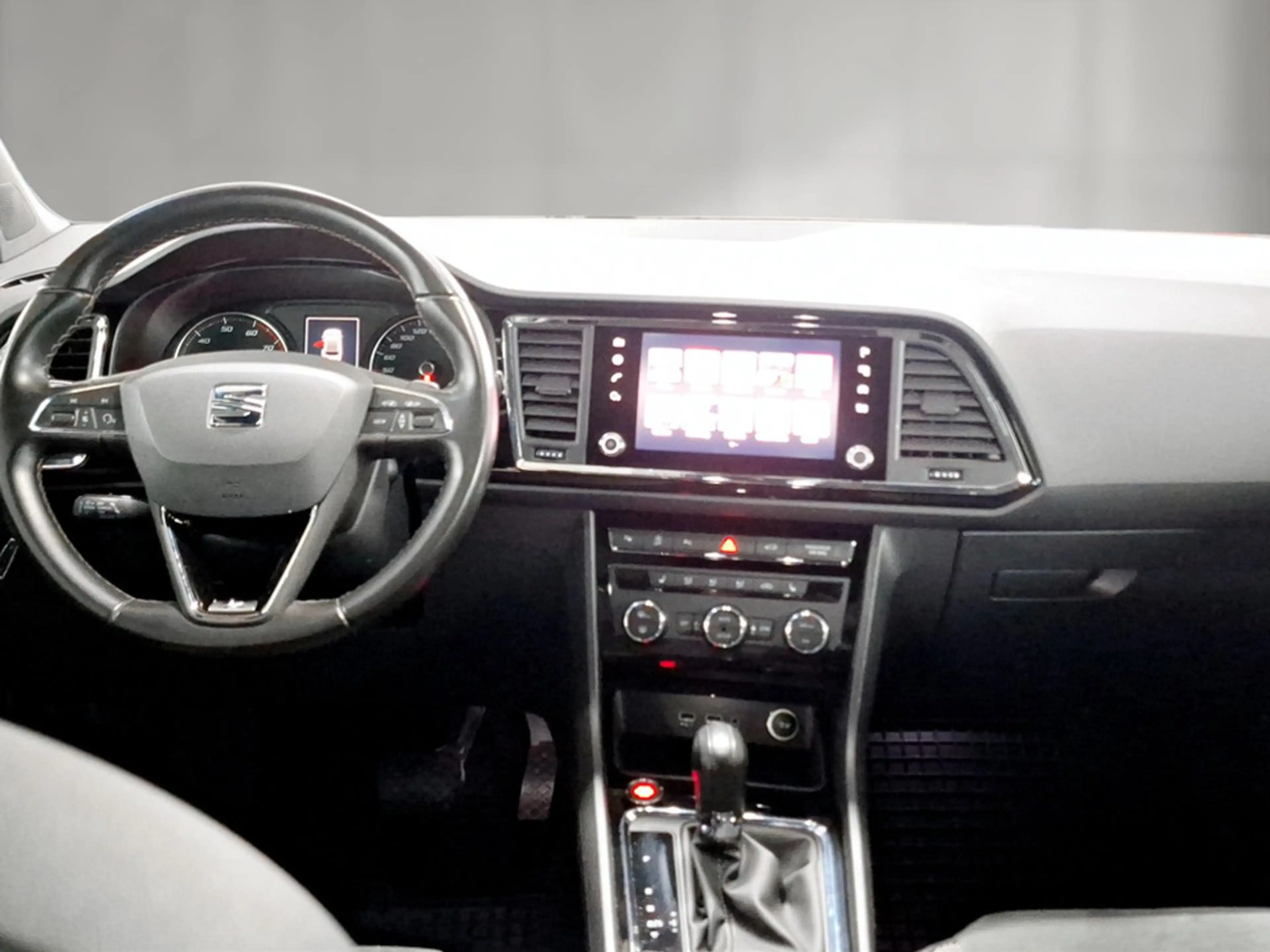 SEAT Ateca Xcellence 1.5 TSI ACT DSG — photo 12