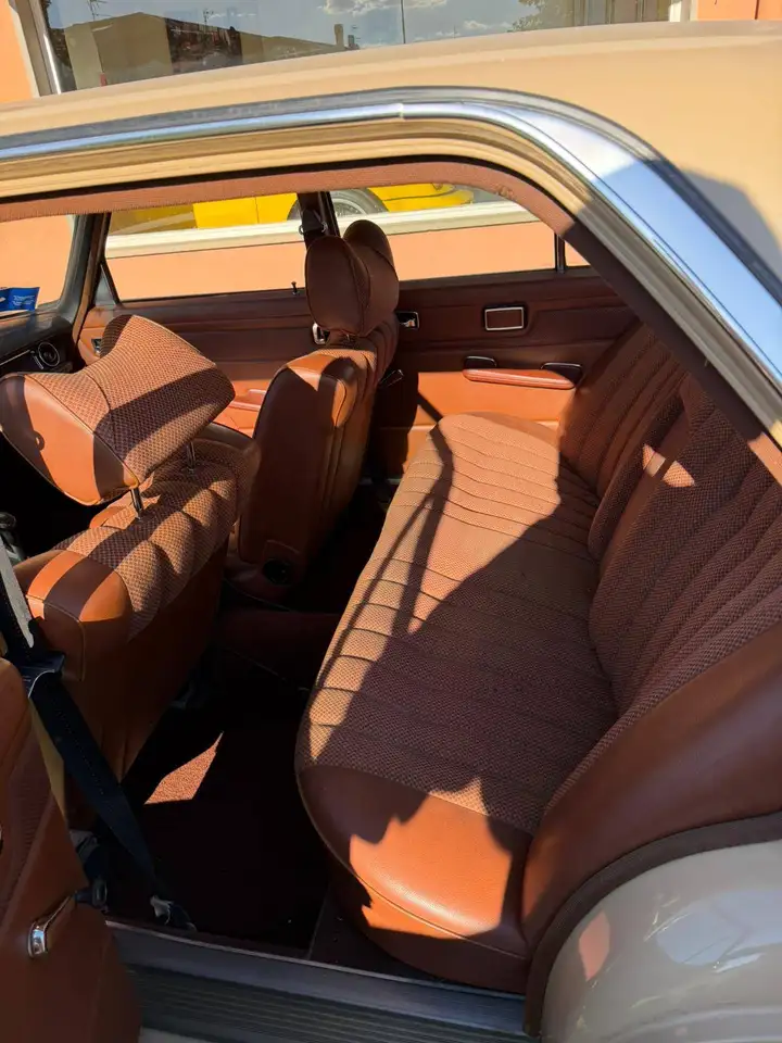 Mercedes-Benz 230 115, foto 4