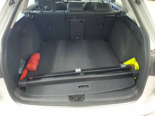 Volkswagen Golf view 15