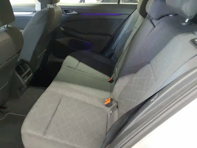 Volkswagen Golf view 13