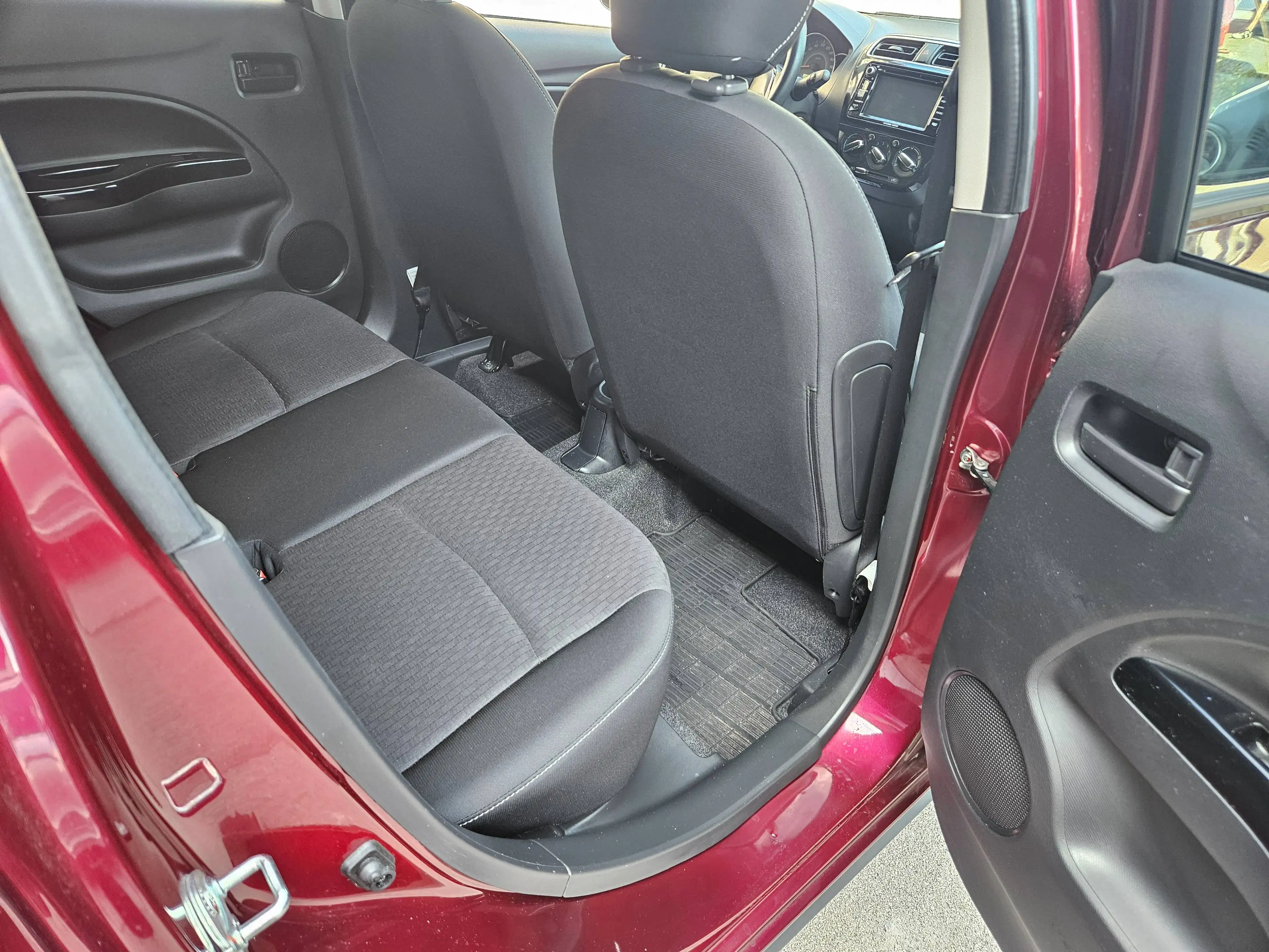 Mitsubishi Space Star Edition 100 + — photo 10