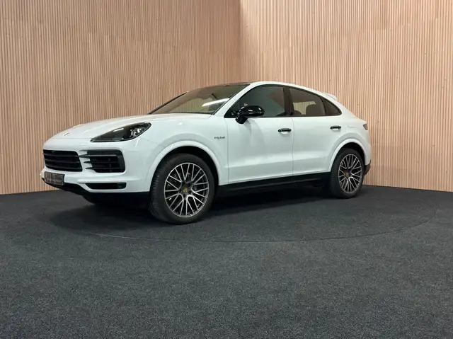 Porsche Cayenne Cayenne E-Hybrid Coupe Tiptronic S| Pano| PASM|DAB
