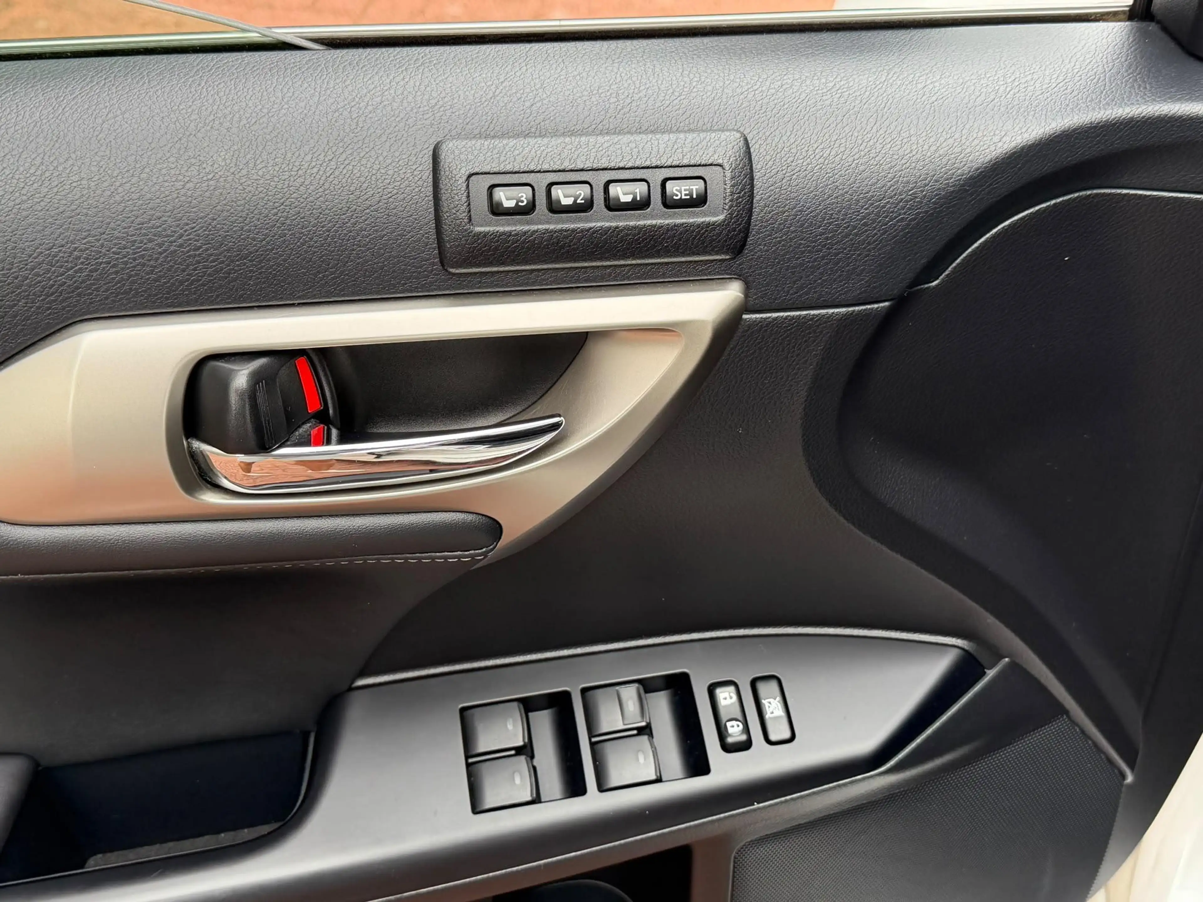 Lexus CT 200h Luxury MarkLevinson AdaptiveCruise Leder Xenon — photo 10
