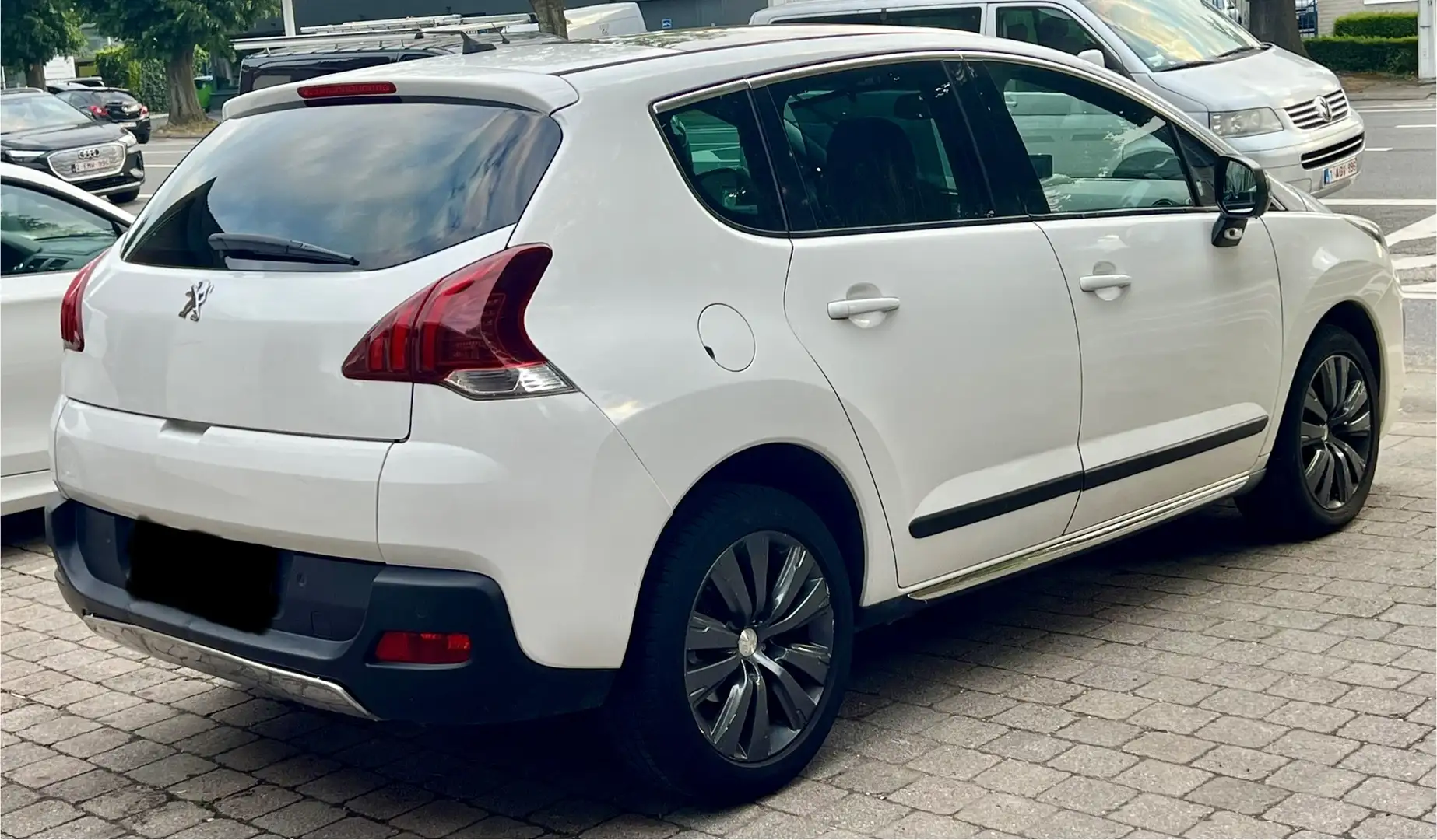 Peugeot 3008 e-HDi FAP 115 EGS6 Stop&Start Active - 1