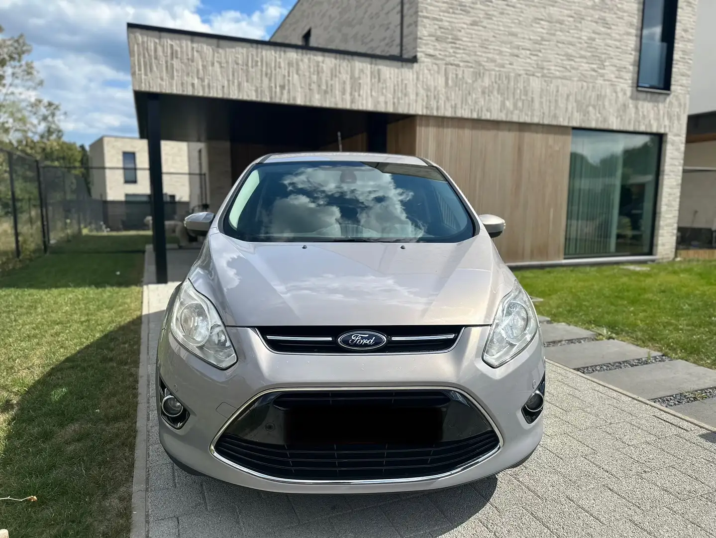 Ford C-Max 1.6 i Titanium in Topstaat full option gekeurd vv! - 2