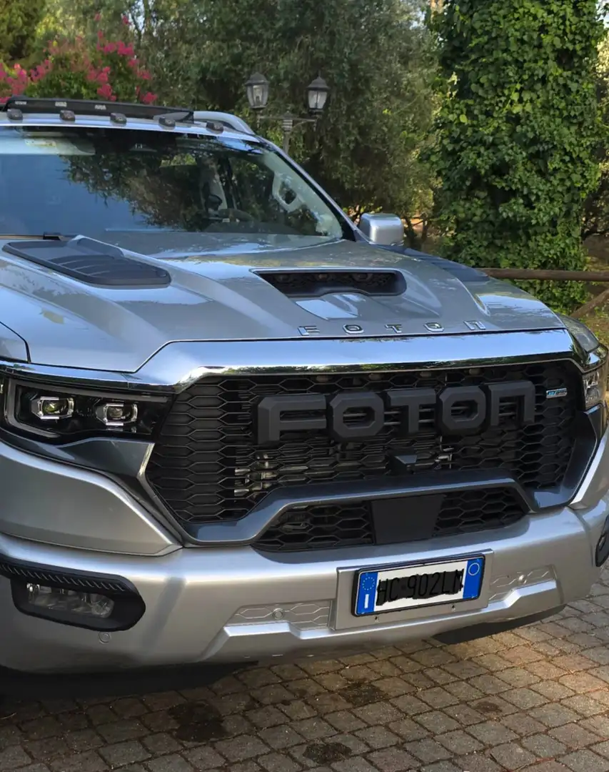 Foton Tunland V9 Tunland V9 V9 2.0 vgt turbo 48V Ultra 8at Silber - 1