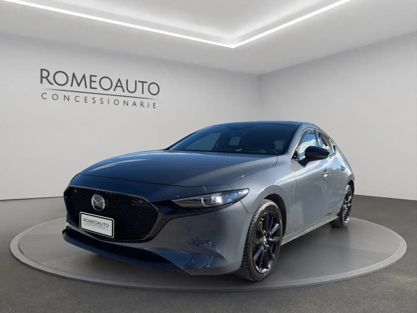 Mazda 3 2.0L e-Skyactive-x M Hybrid 186cv AWD Homura Gris - 1