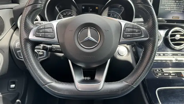 Mercedes-Benz C-Class view 16