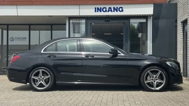 Mercedes-Benz C-Class view 5