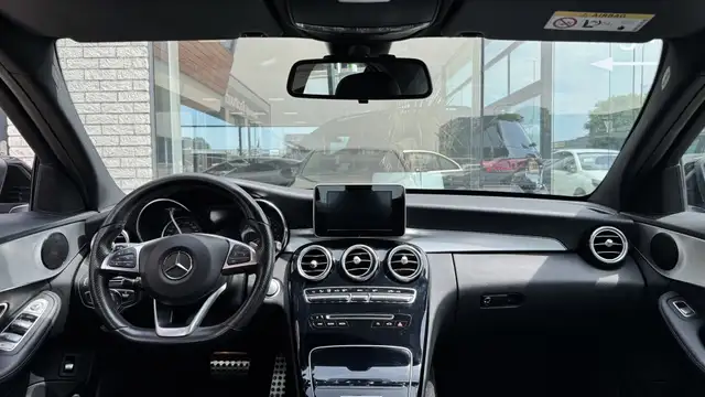 Mercedes-Benz C-Class view 12