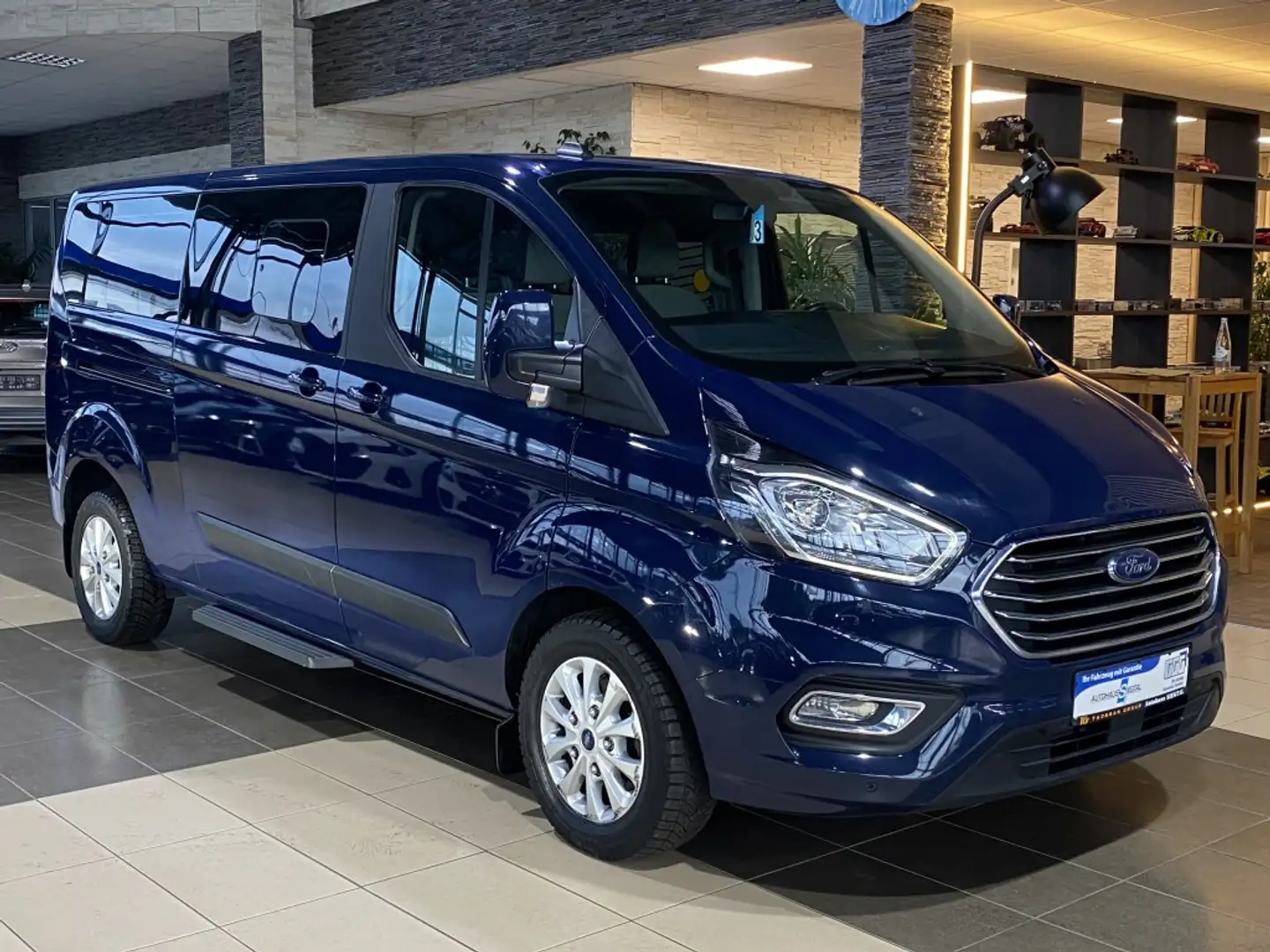 Ford Tourneo Custom 320 L2 Trend 9-Sitzer Tempomat Blau - 1