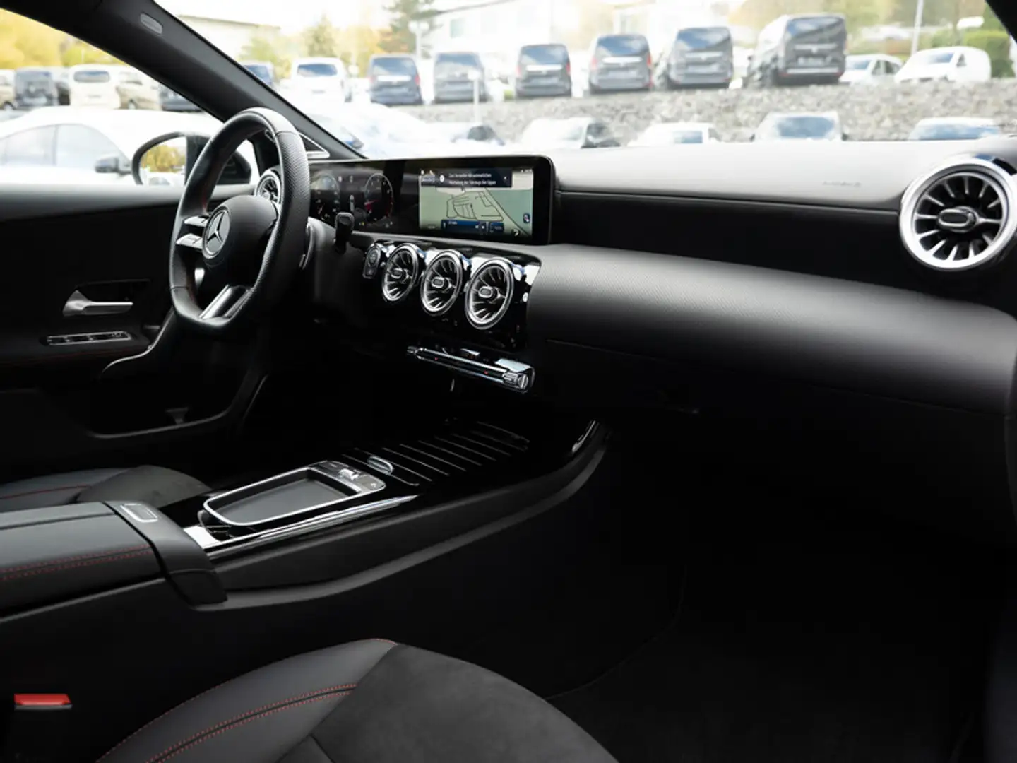 Mercedes-Benz A 200 AMG-Sport/LED/Cam/Burm/Night/Totw/Winter Grau - 2