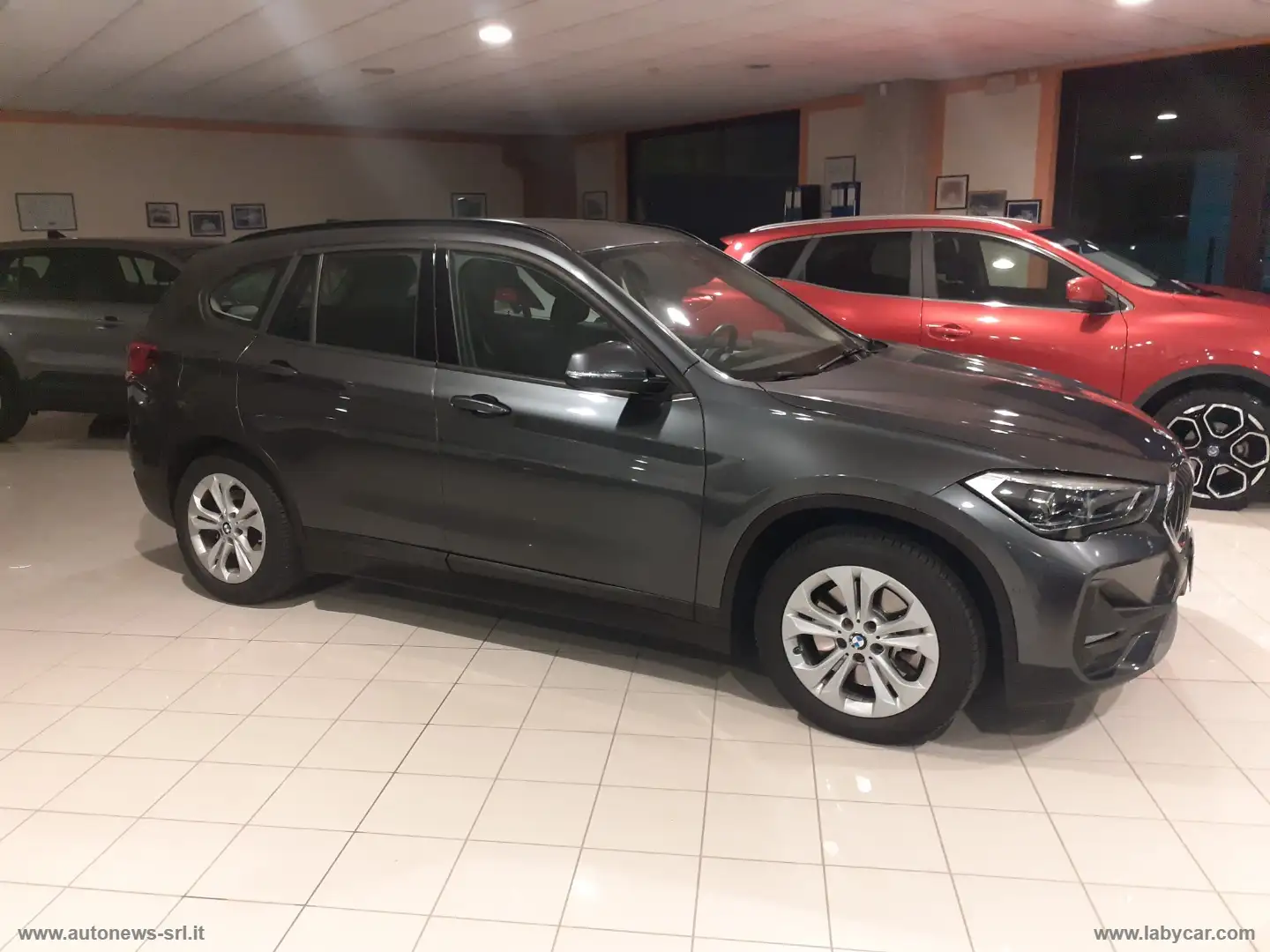 BMW X1 xDrive25e Business Advantage X DRIVE Grau - 1