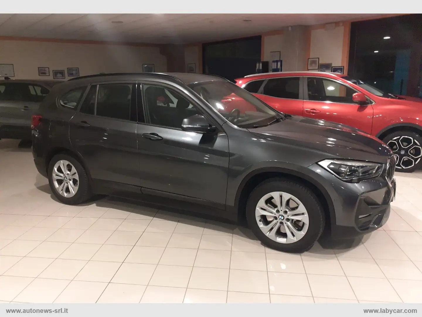 BMW X1 xDrive25e Business Advantage X DRIVE Grau - 2