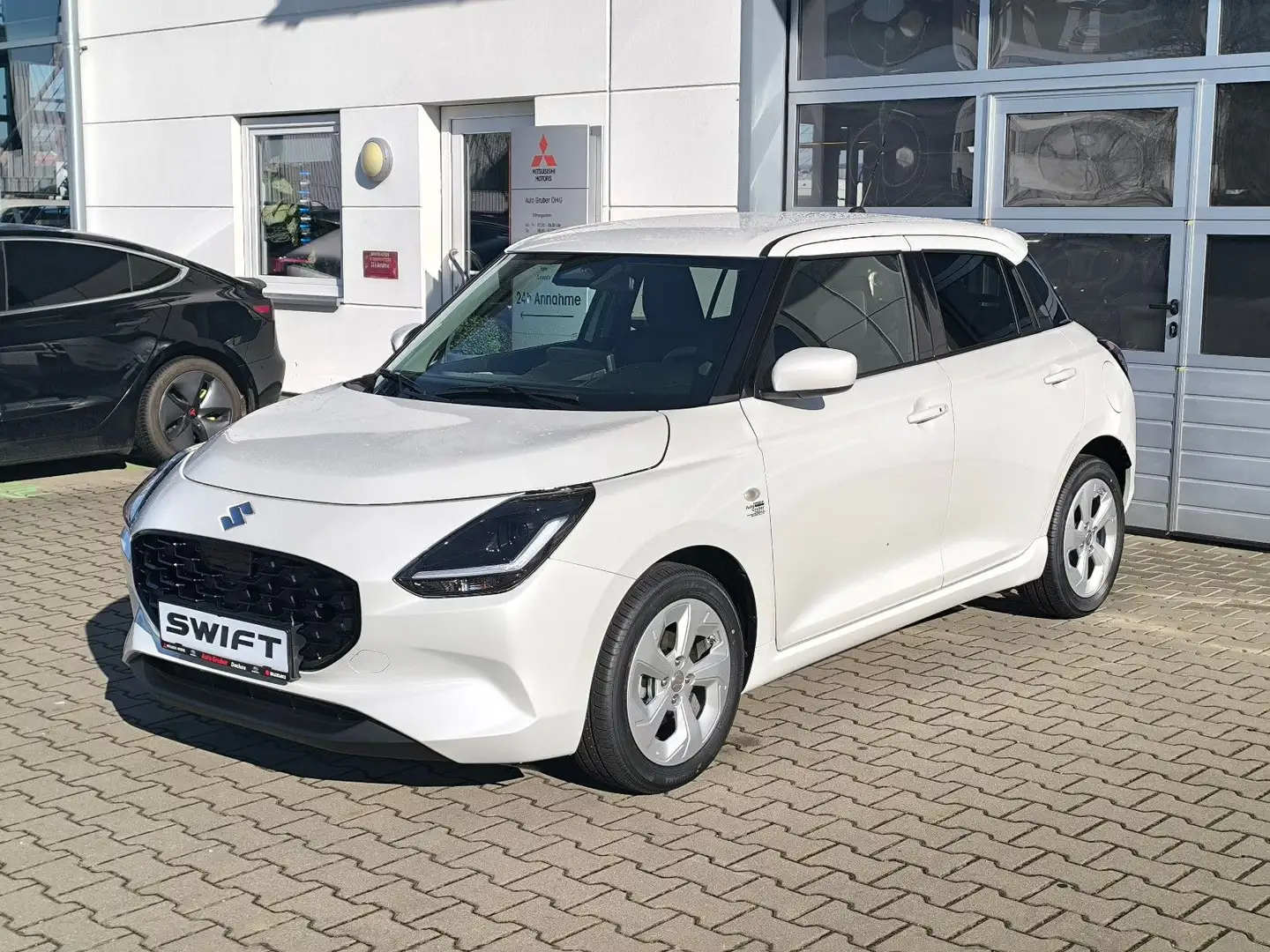 Suzuki Swift 1.2 HYBRID MT Comfort Sthz*Navi*Spur*Abst Weiß - 2