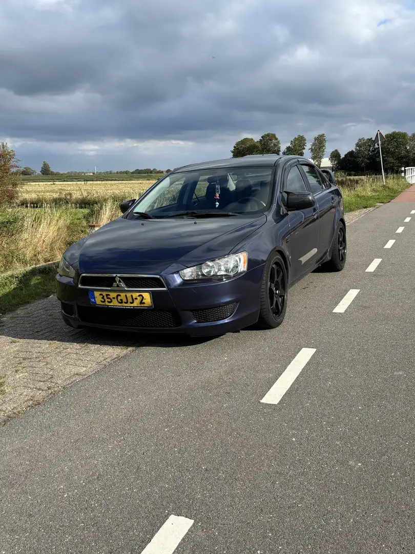 Mitsubishi Lancer 1.5 Invite Blauw - 1