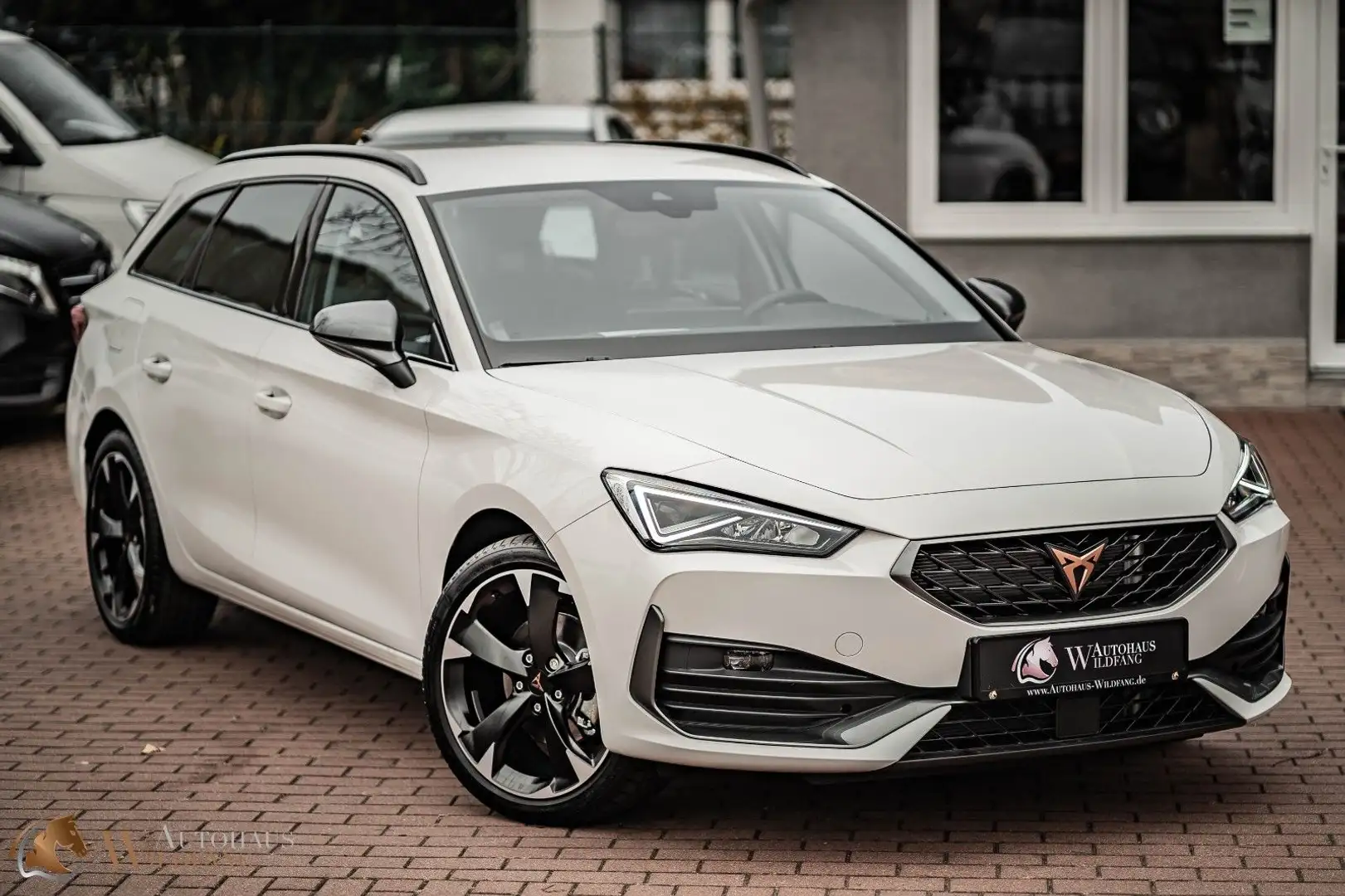 CUPRA Leon Cupra Leon SB 1.5 eTSI DSG/Virtual/Beats/LED/SHZ Weiß - 1