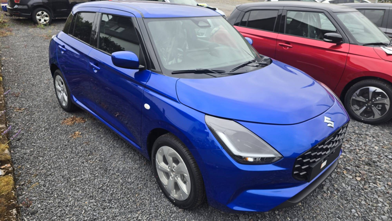 Suzuki Swift Swift 1.2 Dualjet Hybrid CVT Comfort — photo 2