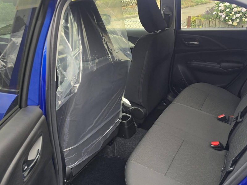 Suzuki Swift Swift 1.2 Dualjet Hybrid CVT Comfort — photo 7