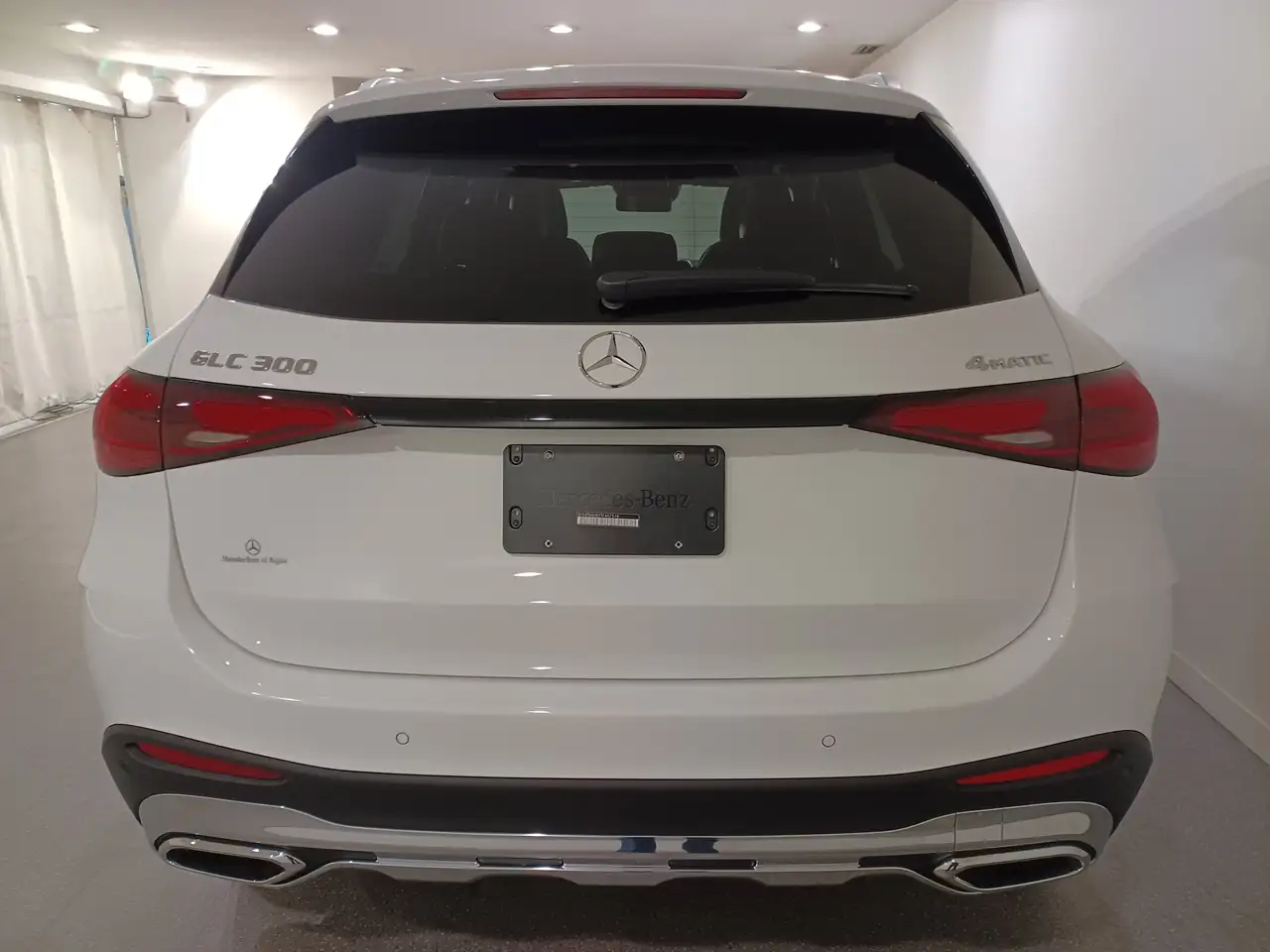 Mercedes-Benz GLC снимка Mercedes-Benz GLC