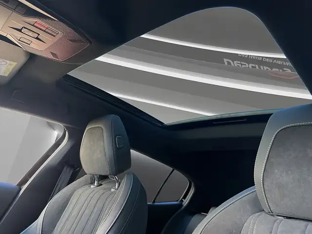 Peugeot 408 Elektro 210 58kWh GT Ansicht 10