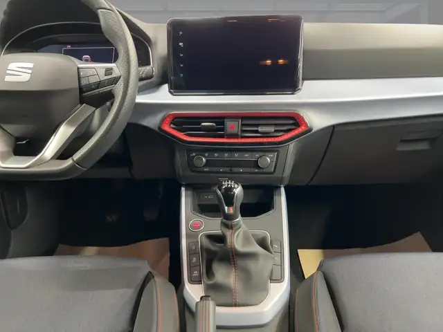 Seat Arona view 12