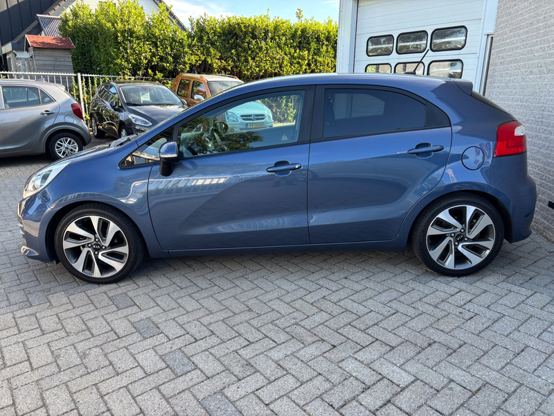 Kia Rio 1.2 CVVT ExecutiveLine trek.afnb/pdc/a.uitr.cam./n — photo 2