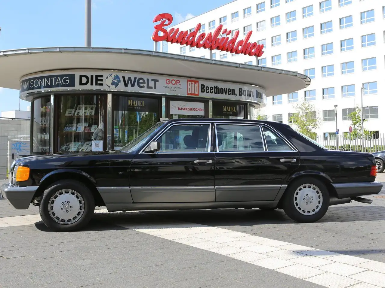 Mercedes-Benz 560