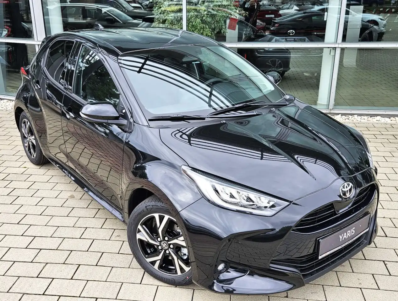Toyota Yaris Hybrid 116 1.5 VVT-i Teamplayer*Comfort Paket* 3