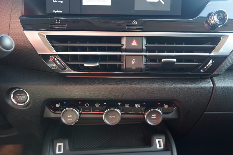 Citroen C4 X C4 1.2 12V e-THP Max Aut. LED Navi ACC Kamera — photo 14