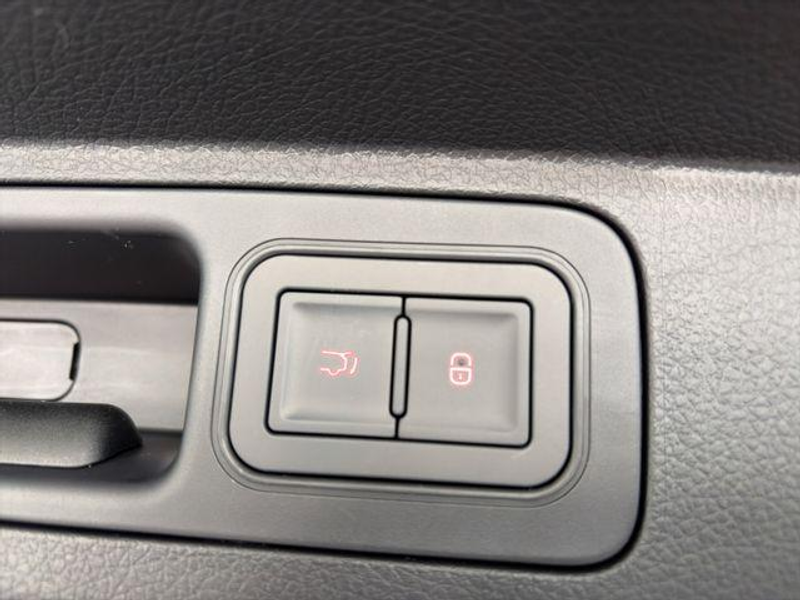 BYD Seal U DM-i Boost /360°/HUD/SHZ/PANO-DA/19Z/ 160 kW (2... — photo 12