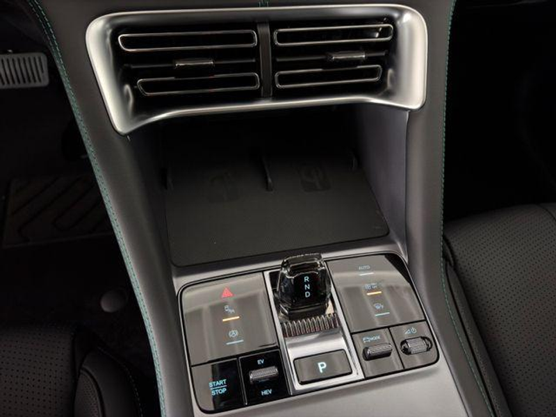 BYD Seal U DM-i Boost /360°/HUD/SHZ/PANO-DA/19Z/ 160 kW (2... — photo 15