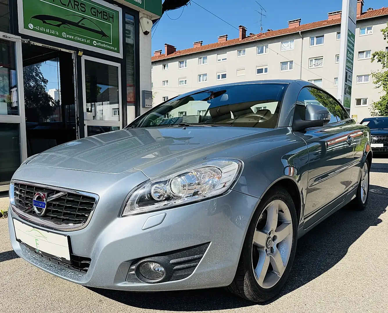 Volvo C70 D3 Summum Geartronic Cabrio / Roadster Blau - 1