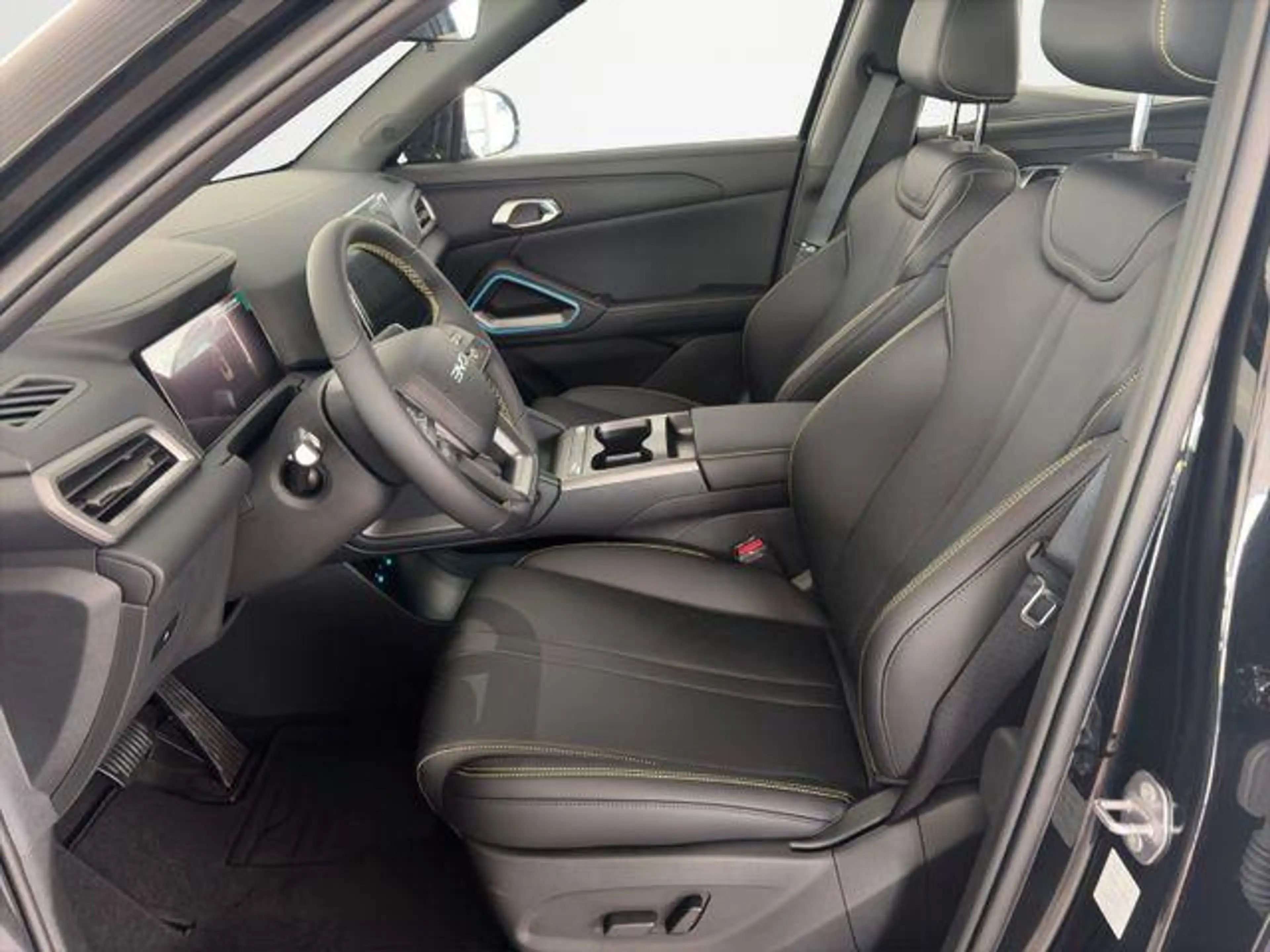 BYD Atto 2 DM-i Boost /PANO/SHZ/SOFORT 156 kW (212 PS), Au... — photo 6