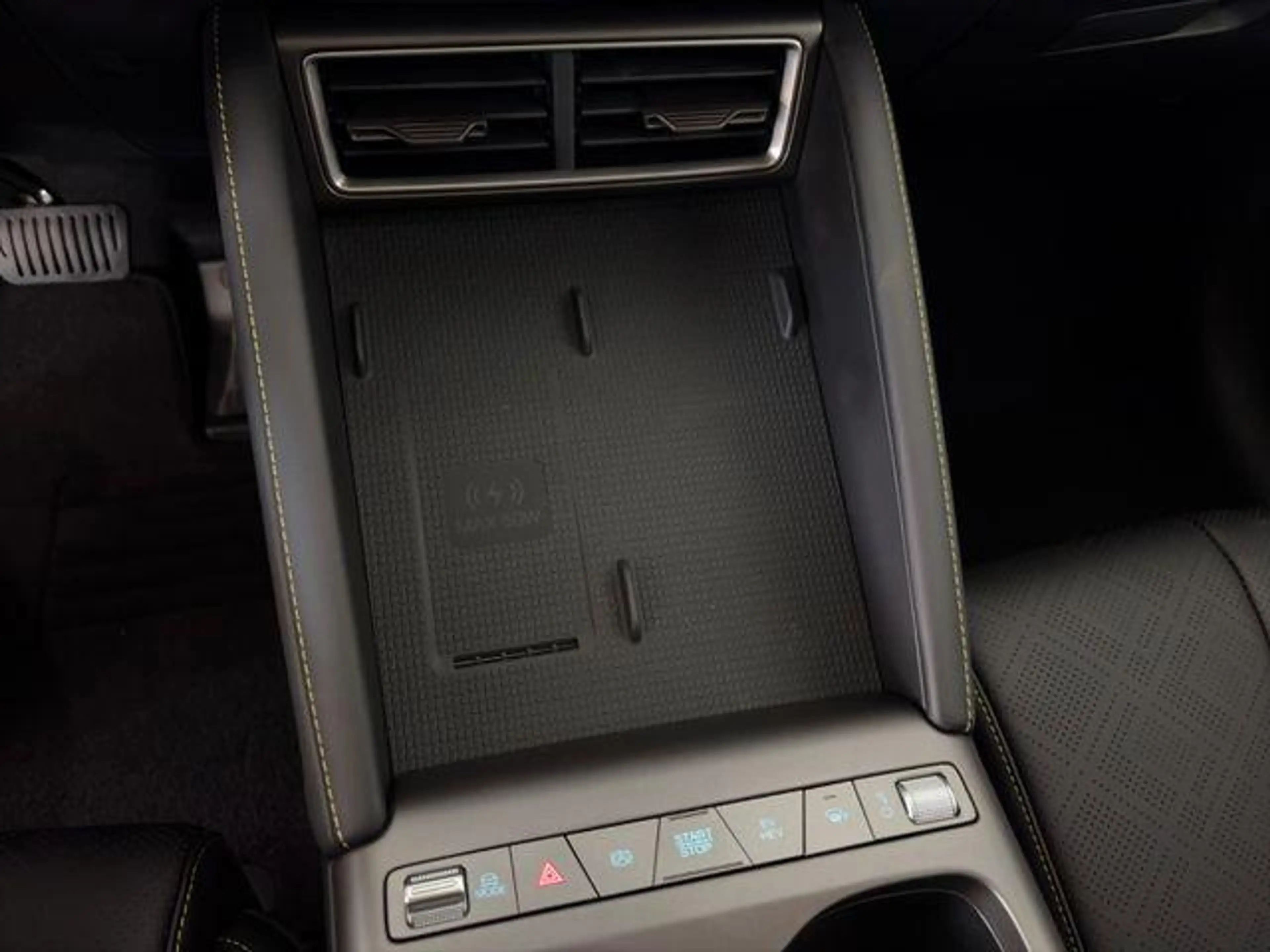 BYD Atto 2 DM-i Boost /PANO/SHZ/SOFORT 156 kW (212 PS), Au... — photo 14
