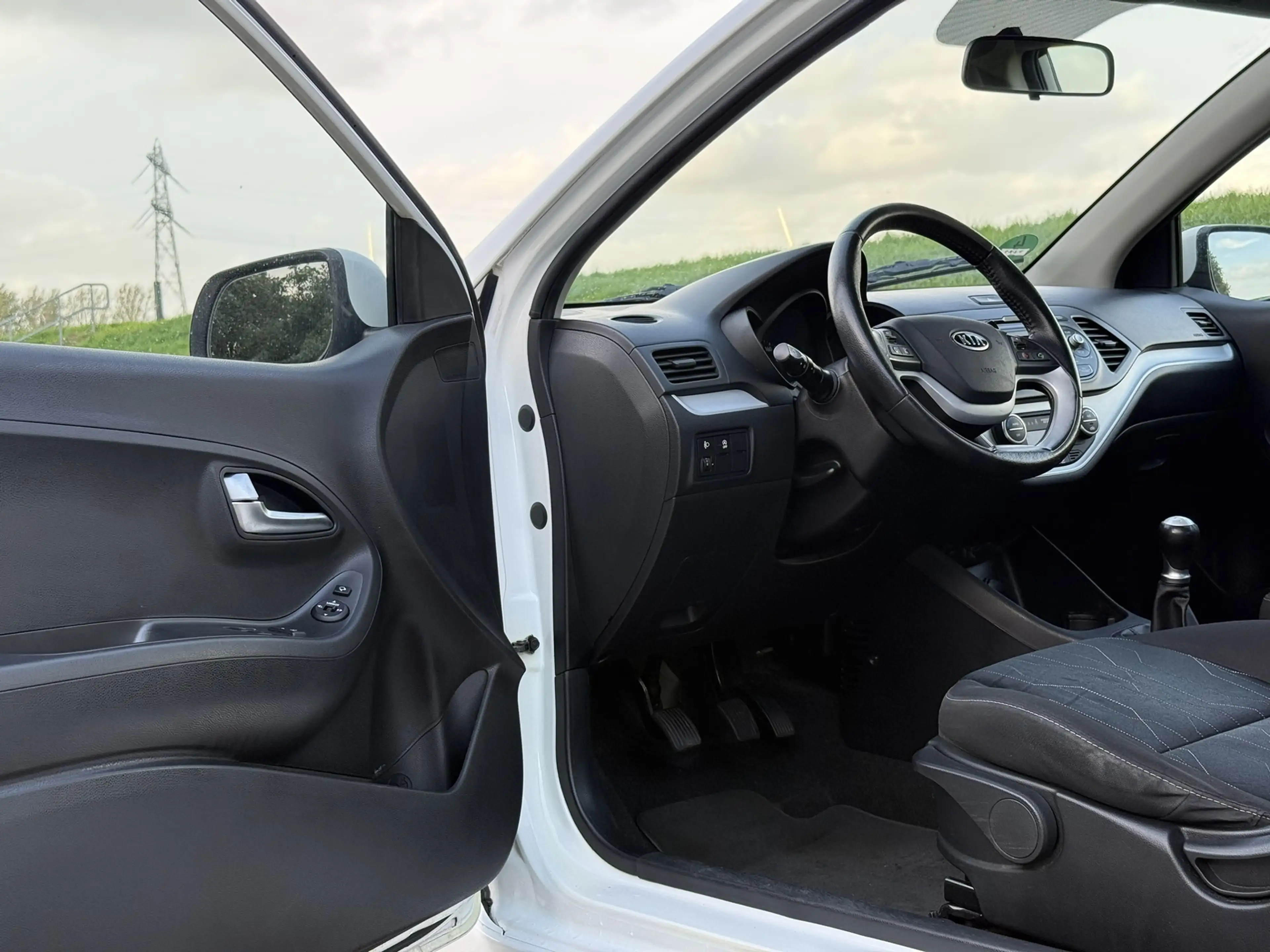 Kia Picanto 1.2 CVVT ISG Super Pack | Keyless | Cruise | Clima — photo 9