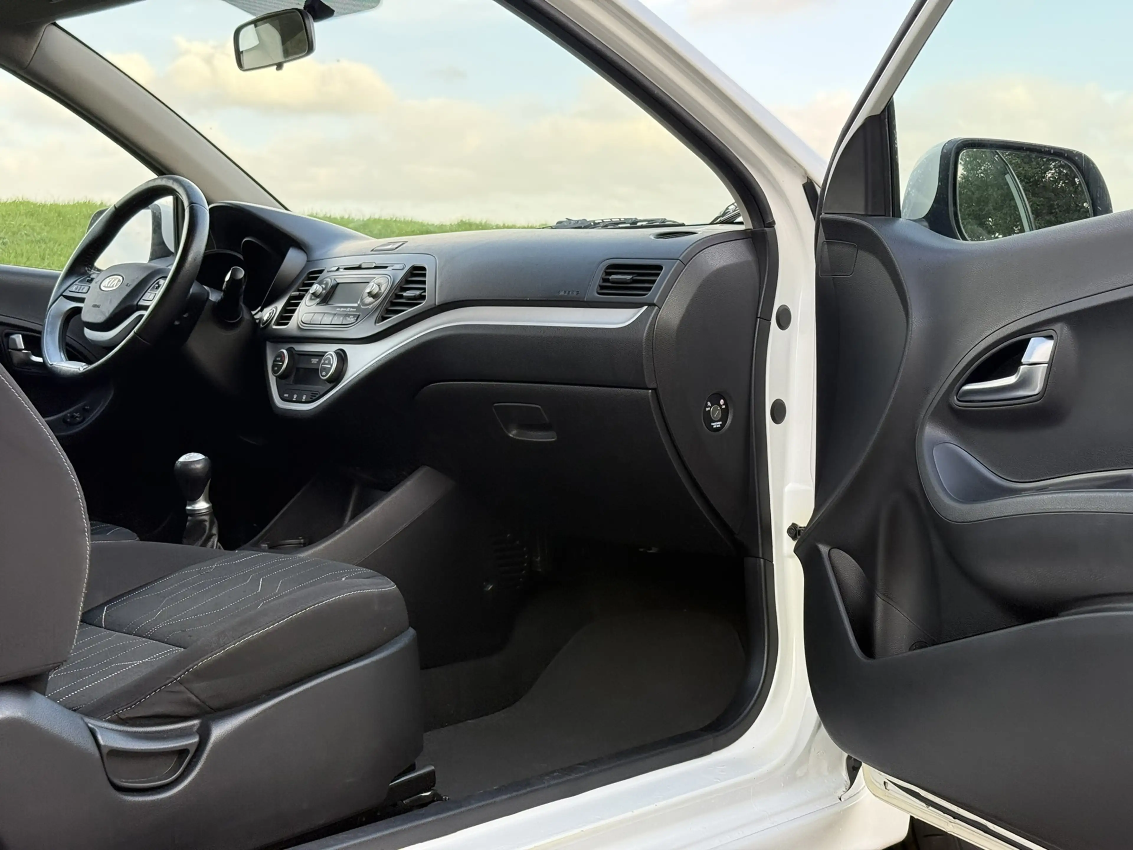 Kia Picanto 1.2 CVVT ISG Super Pack | Keyless | Cruise | Clima — photo 5