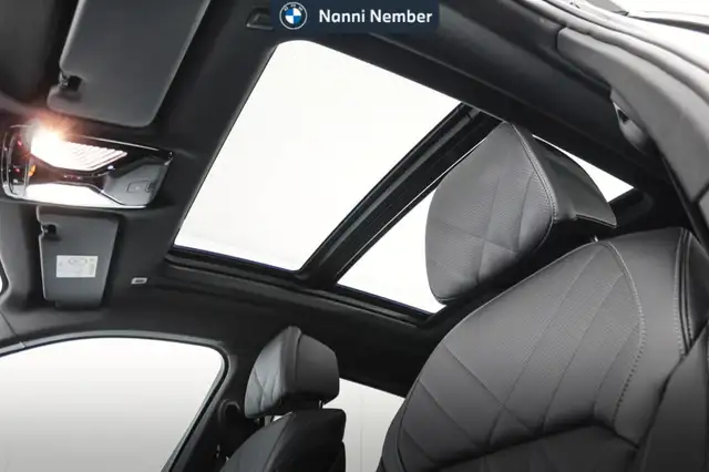 BMW X6 view 5