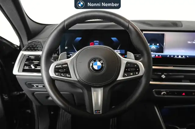 BMW X6 view 15