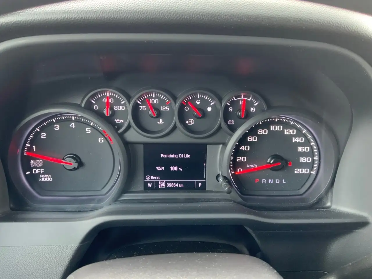 Chevrolet Silverado 1500 снимка Chevrolet Silverado 1500