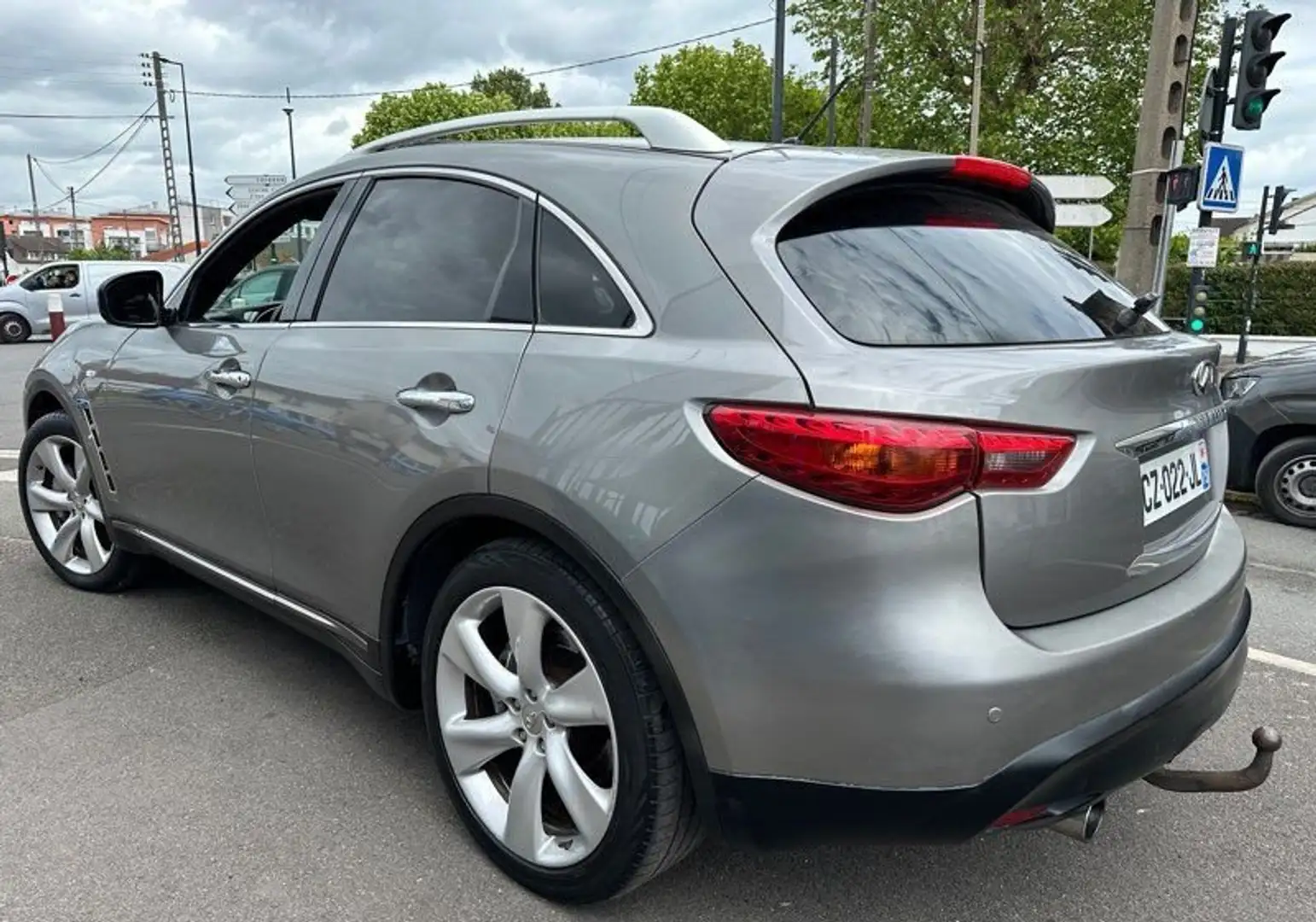 Infiniti FX FX70 3l D V6 238ch BVA Grau - 2