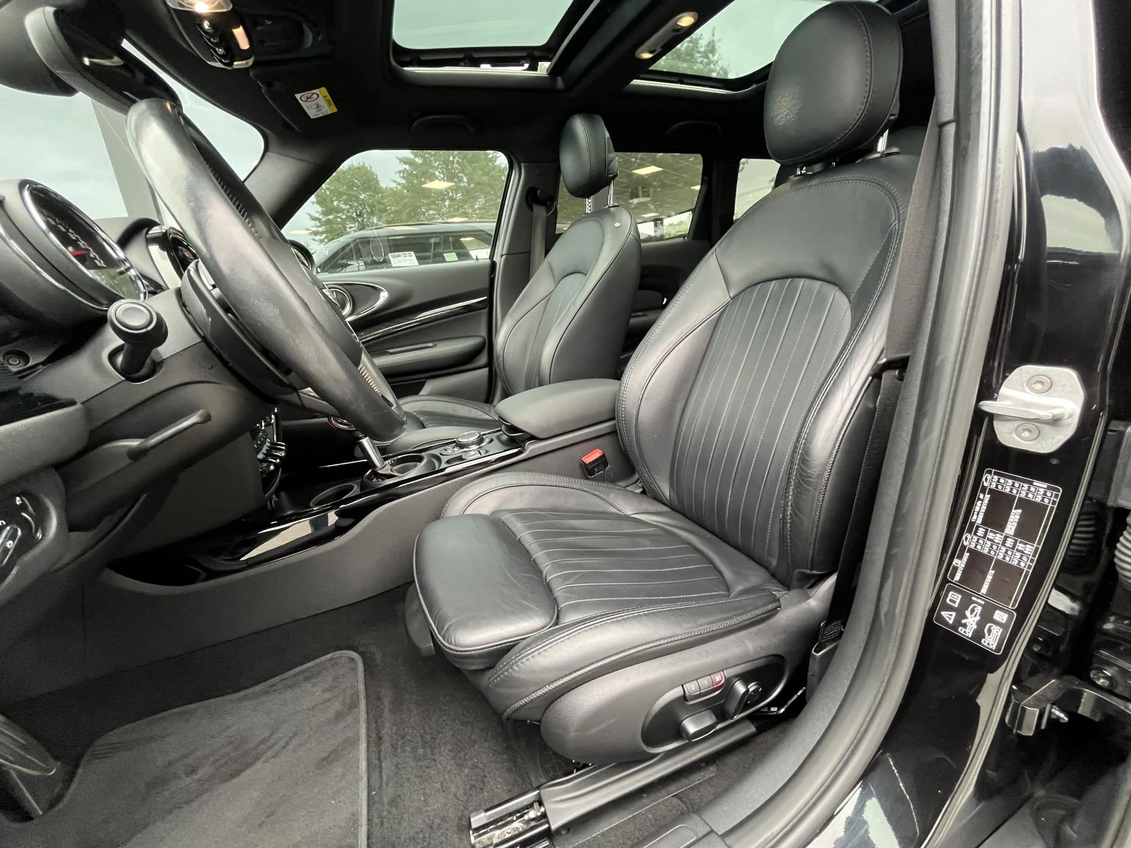 MINI John Cooper Works Clubman 2.0 ALL4 Chili — photo 4