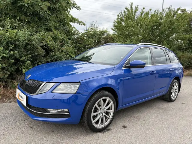 Skoda Octavia view 4