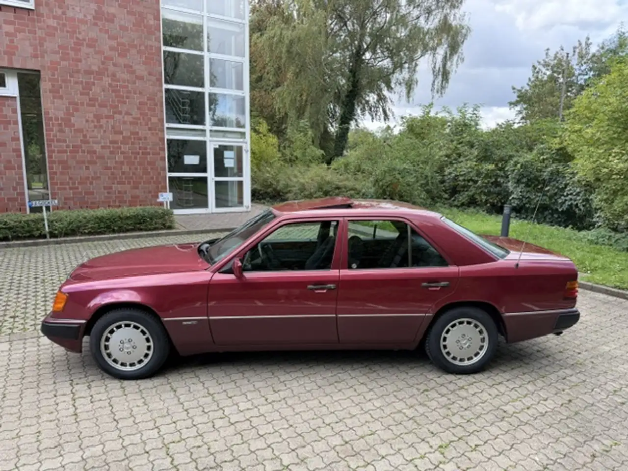 Mercedes-Benz 300 D w124 Sportline, foto 3
