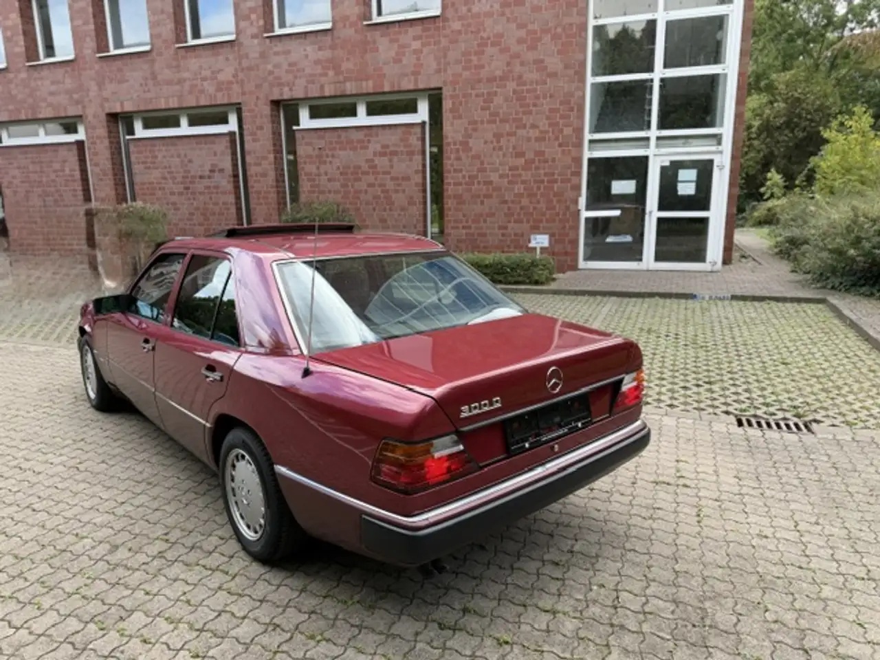 Mercedes-Benz 300 D w124 Sportline, foto 4